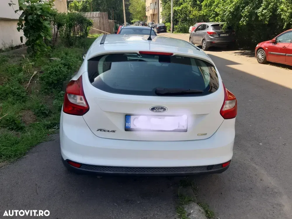Ford Focus MK3 — imagine 3