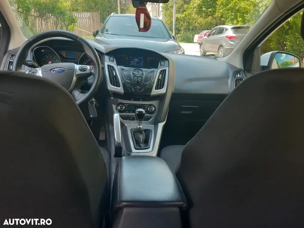 Ford Focus MK3 — imagine 5