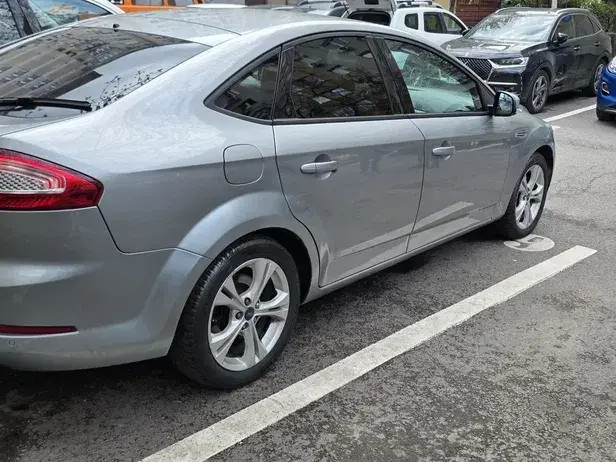 Ford Mondeo III 2.0 Duratorq TDCi Titanium