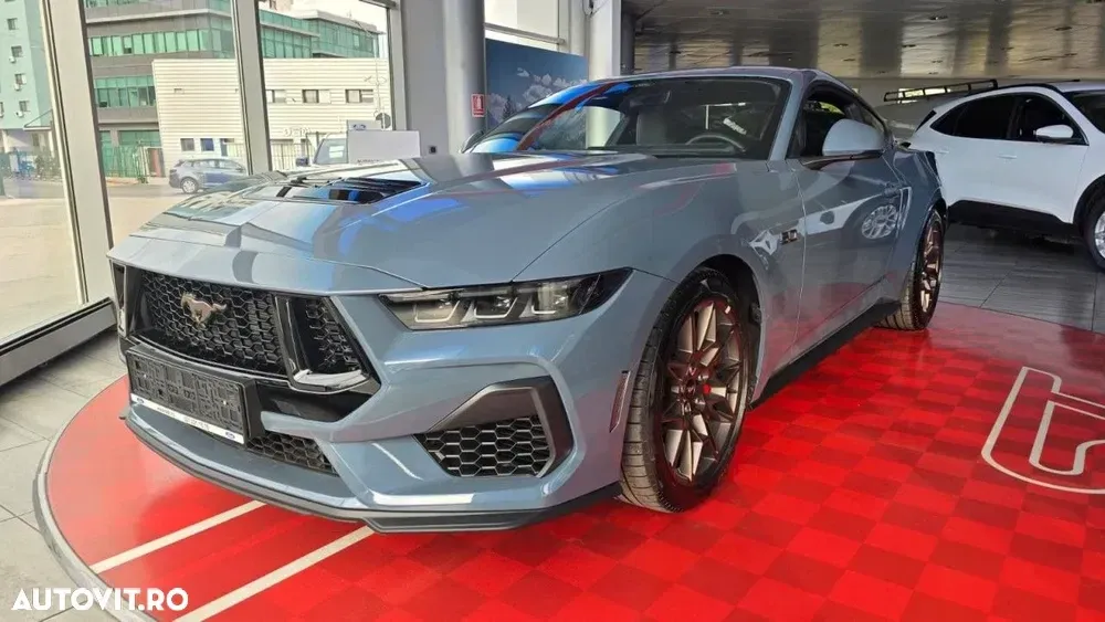 Ford Mustang VI — imagine 3