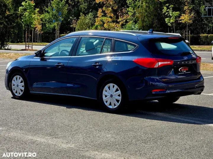 Ford Focus 1.5 EcoBlue Start-Stopp-System COOL&CONNECT DESIGN