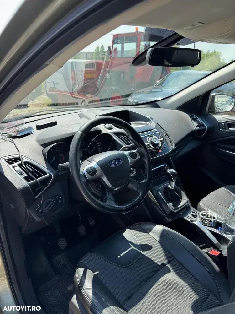 Ford Kuga 2.0 TDCi 4WD Titanium — imagine 2