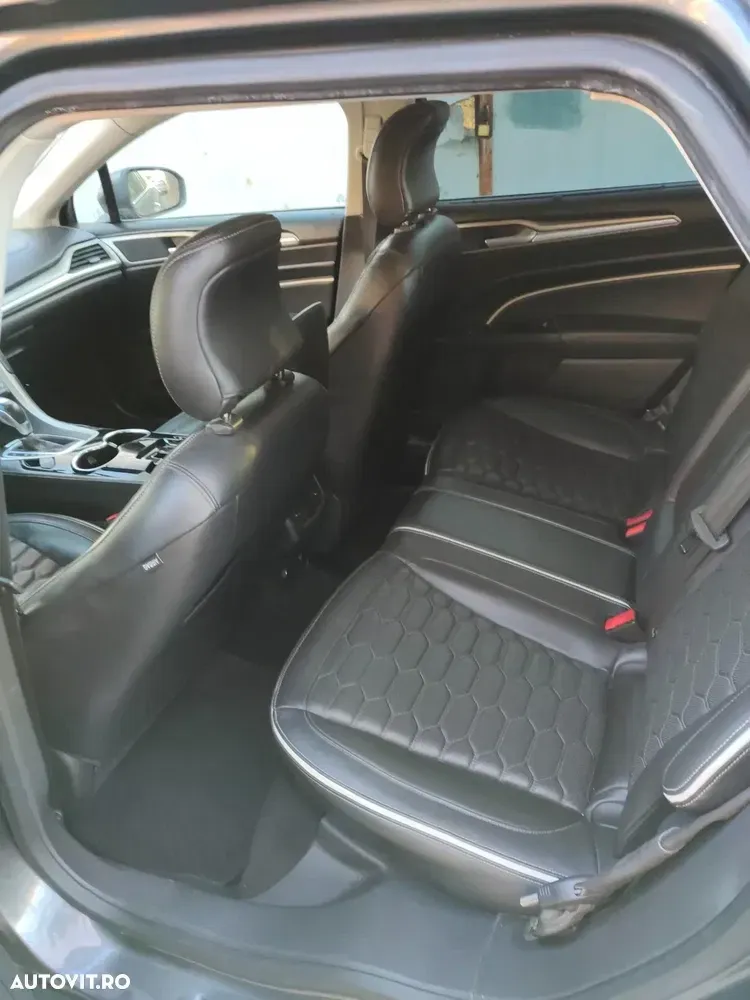 Ford Mondeo IV 2.0 TDCi Powershift AWD — imagine 4