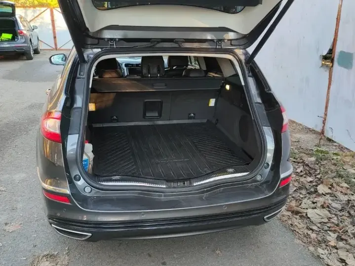 Ford Mondeo IV 2.0 TDCi Powershift AWD