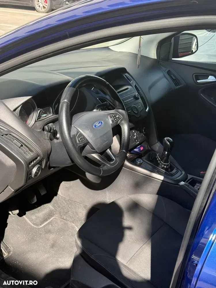 Ford Focus MK3 — imagine 4