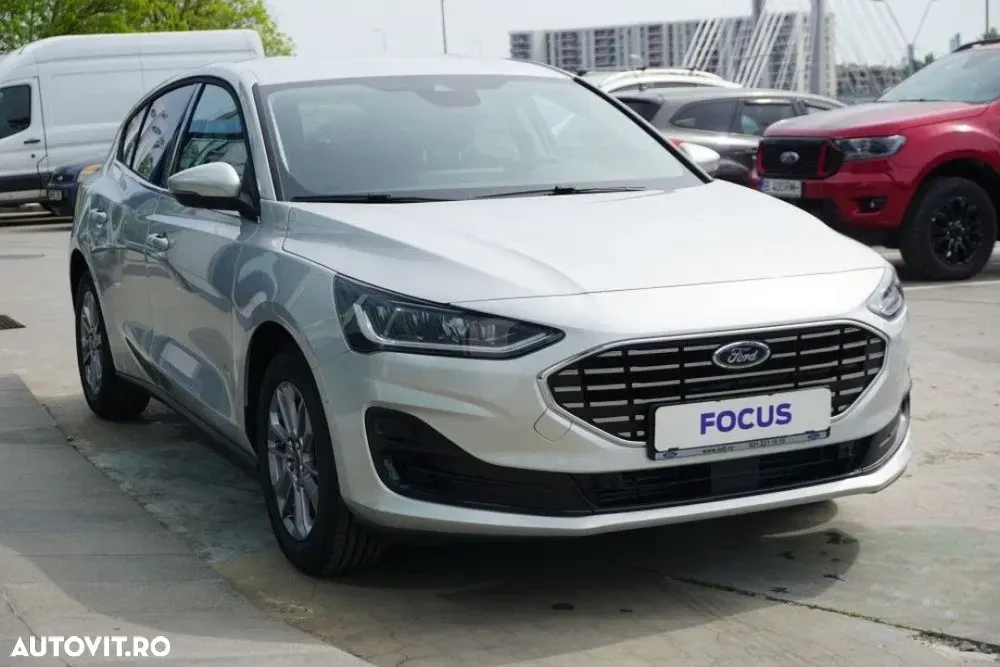 Ford Focus MK4 — imagine 3