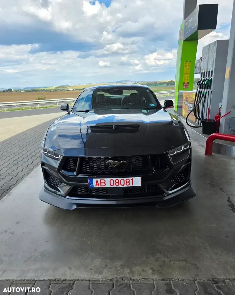Ford Mustang — imagine 3