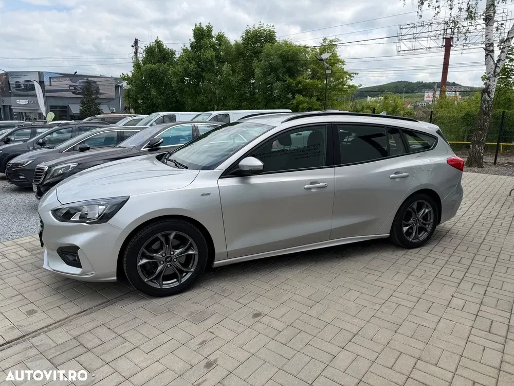 Ford Focus MK4 1.0 EcoBoost Start-Stopp-System ST-LINE — imagine 2