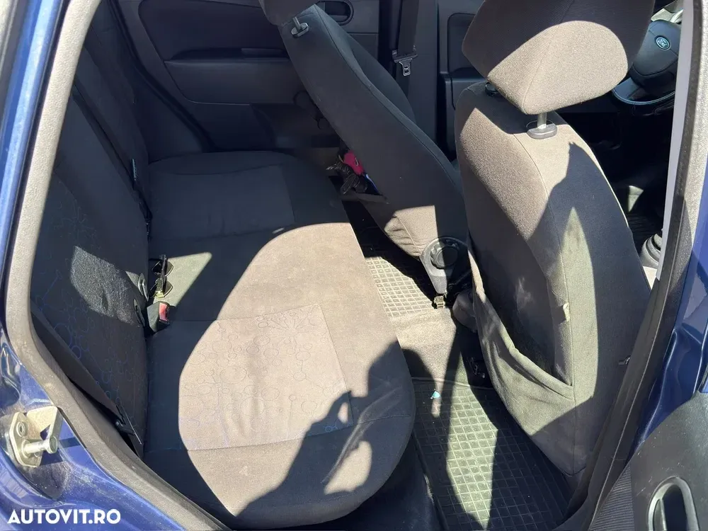 Ford Fiesta 1.3i Comfort — imagine 6