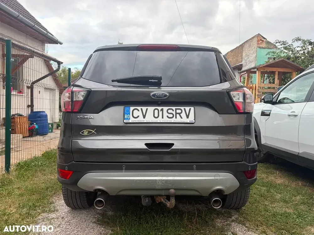 Ford Kuga II 2.0 TDCi 4WD Powershift Titanium — imagine 4