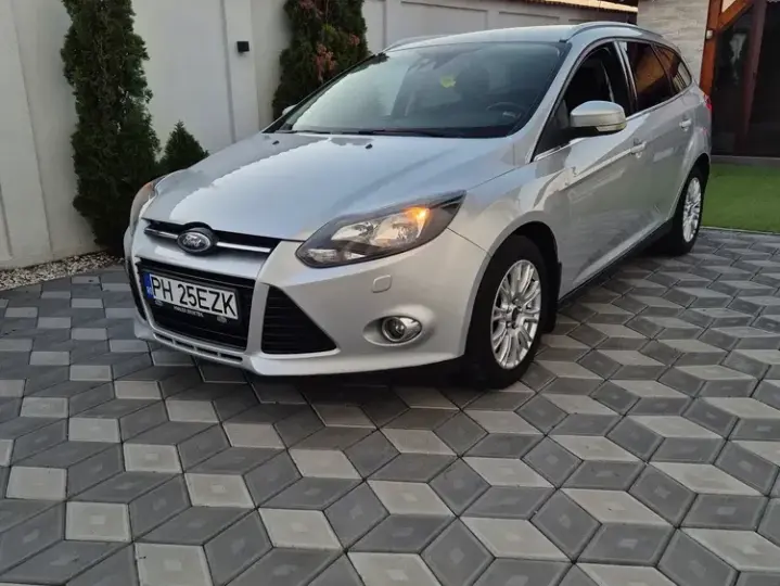 Ford Focus 1.0 EcoBoost Start-Stopp-System TITANIUM