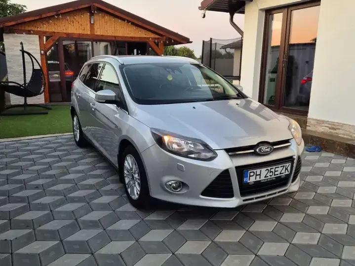 Ford Focus 1.0 EcoBoost Start-Stopp-System TITANIUM