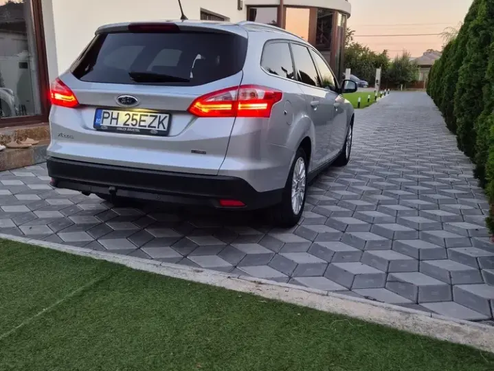 Ford Focus 1.0 EcoBoost Start-Stopp-System TITANIUM
