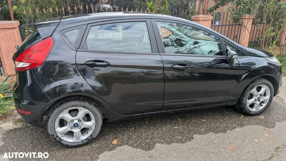 Ford Fiesta VII 1.25i Ambiente — imagine 2