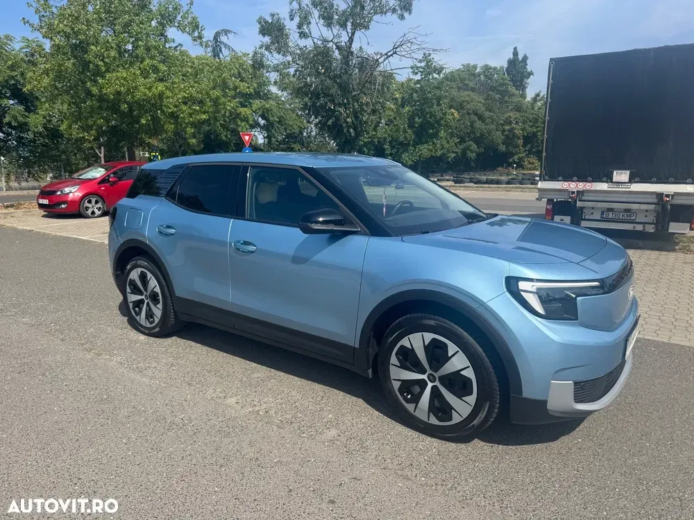 Ford Explorer RWD 52 kWh Standard Range Style — imagine 5