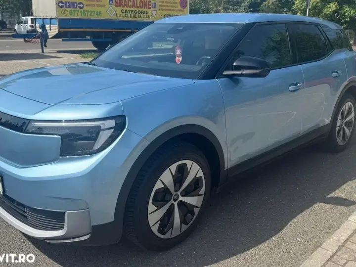 Ford Explorer RWD 52 kWh Standard Range Style