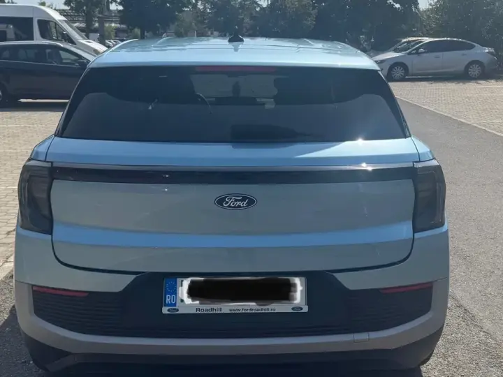 Ford Explorer RWD 52 kWh Standard Range Style
