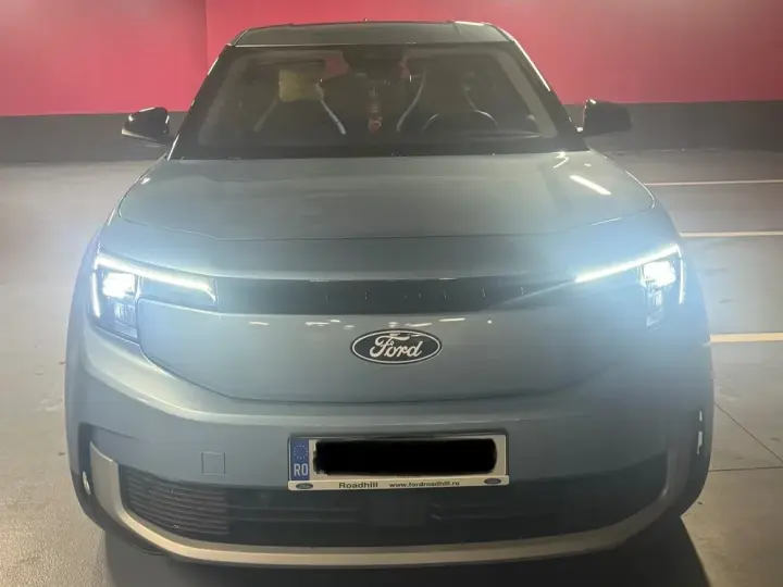 Ford Explorer RWD 52 kWh Standard Range Style