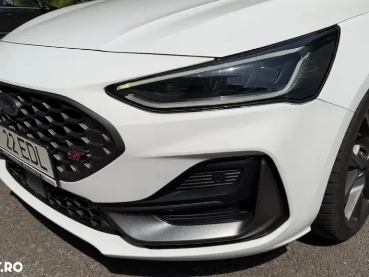 Ford Focus MK4 2.3 Ecoboost 6MT ST X