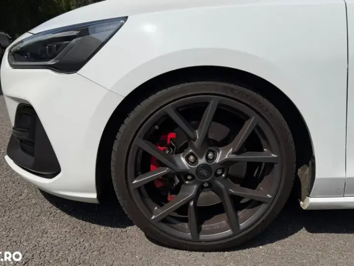 Ford Focus MK4 2.3 Ecoboost 6MT ST X