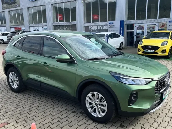 Ford Kuga 1.5 EcoBoost A8 FWD Titanium