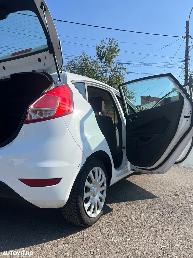 Ford Fiesta VII 1.5 TDCi DPF Titanium — imagine 4