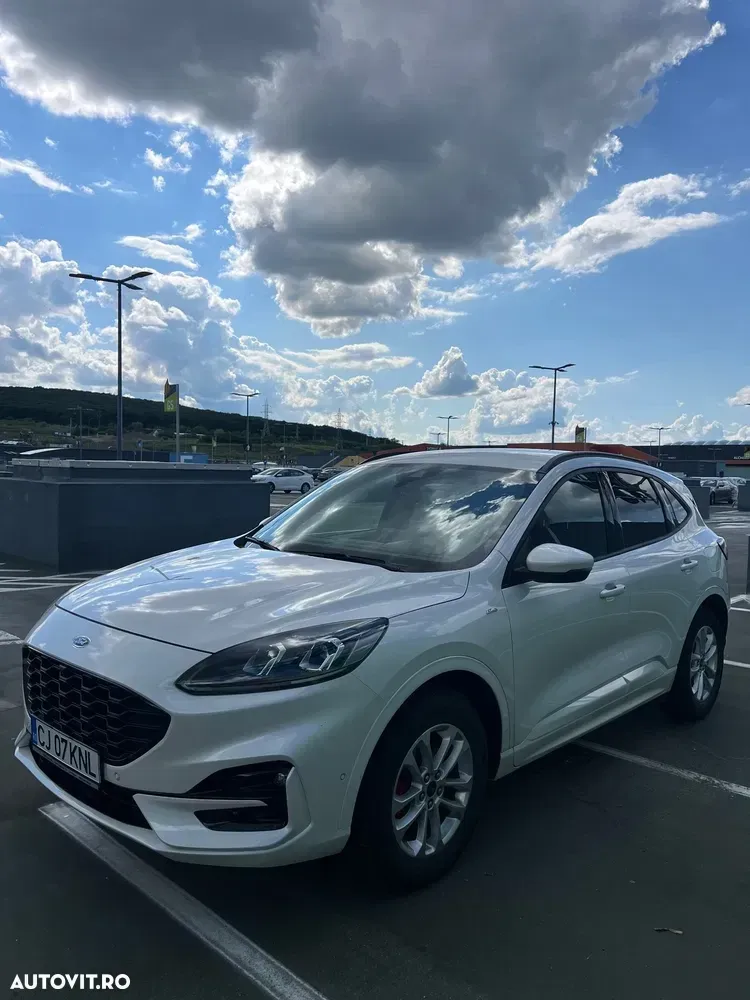 Ford Kuga III 2.5 Duratec FHEV AWD ST Line — imagine 4
