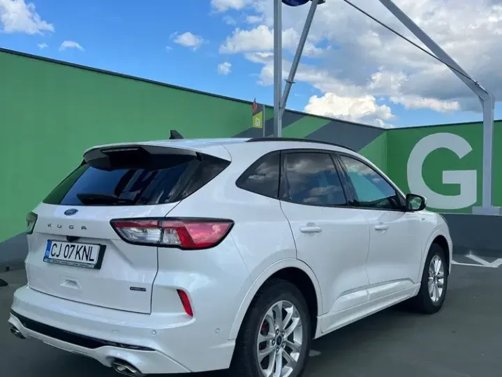 Ford Kuga III 2.5 Duratec FHEV AWD ST Line