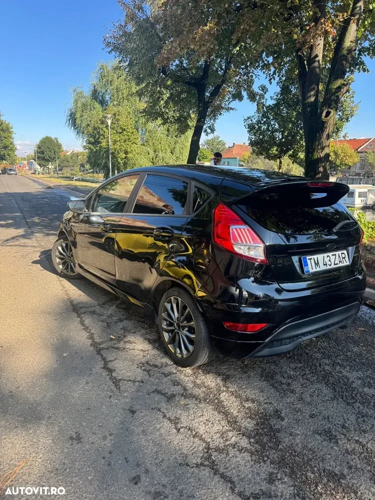 Ford Fiesta VII 1.5 TDCi ST Line — imagine 2