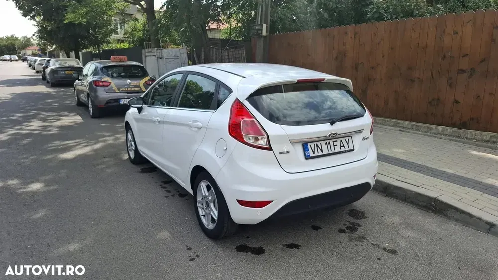 Ford Fiesta VII 1.0 Start Stop ST Line — imagine 6