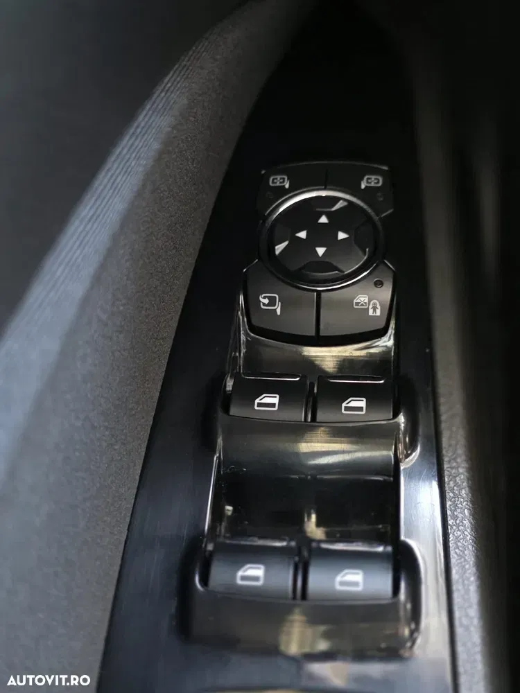 Ford Mondeo IV 2.0 TDCI PowerShift Titanium — imagine 5