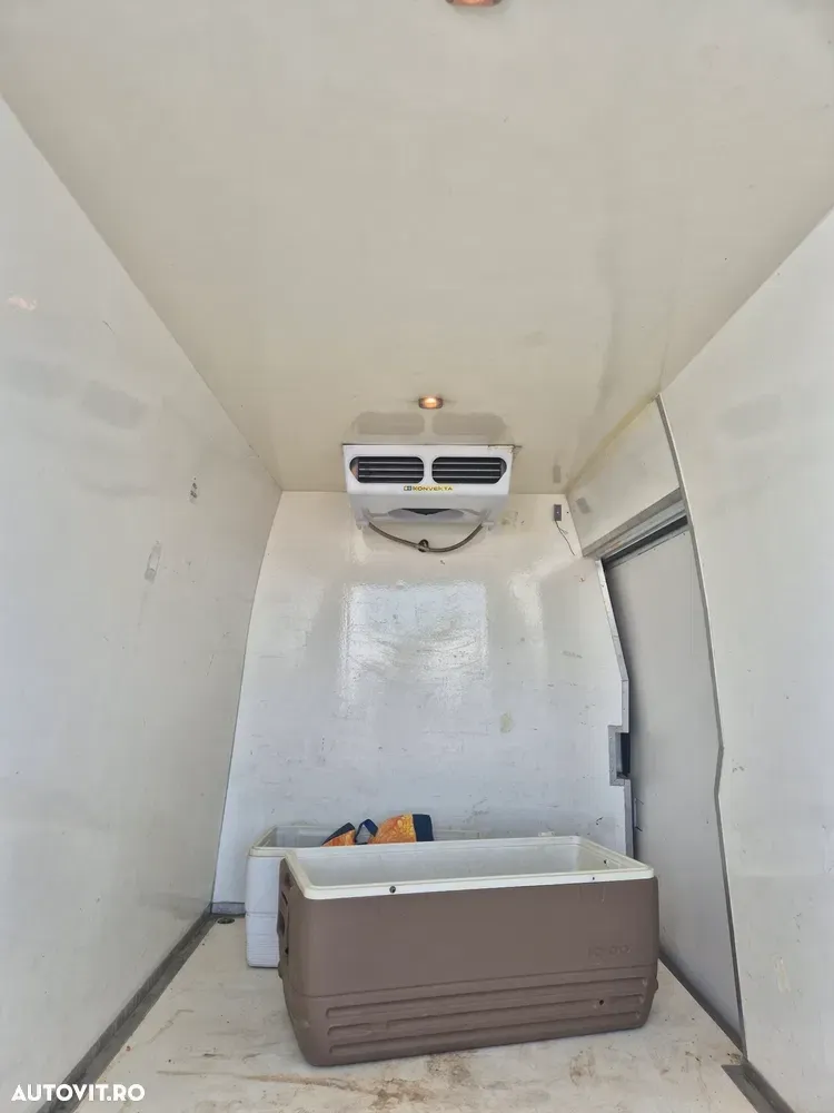 Ford Transit — imagine 6