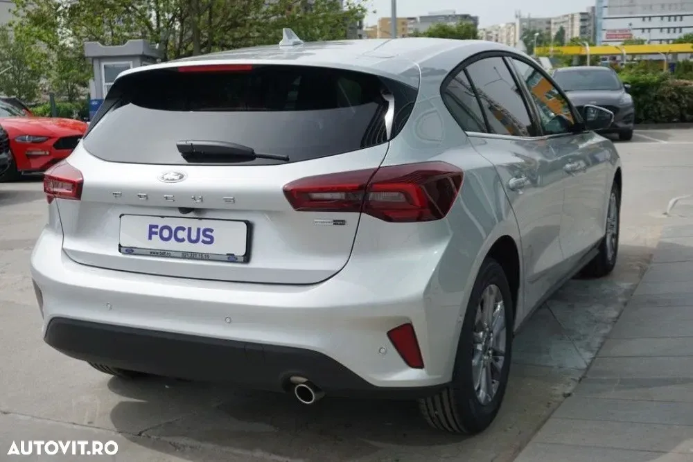 Ford Focus MK4 — imagine 6
