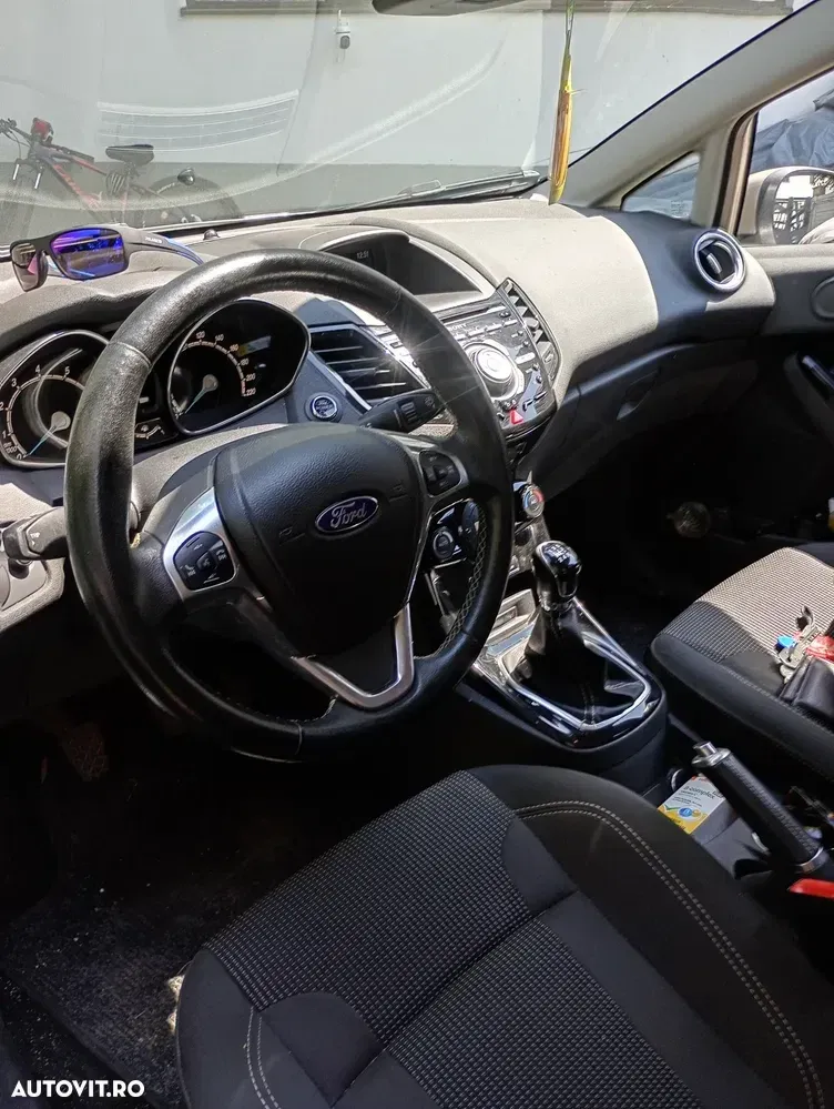 Ford Fiesta 1.0 Start Stop ST Line — imagine 5