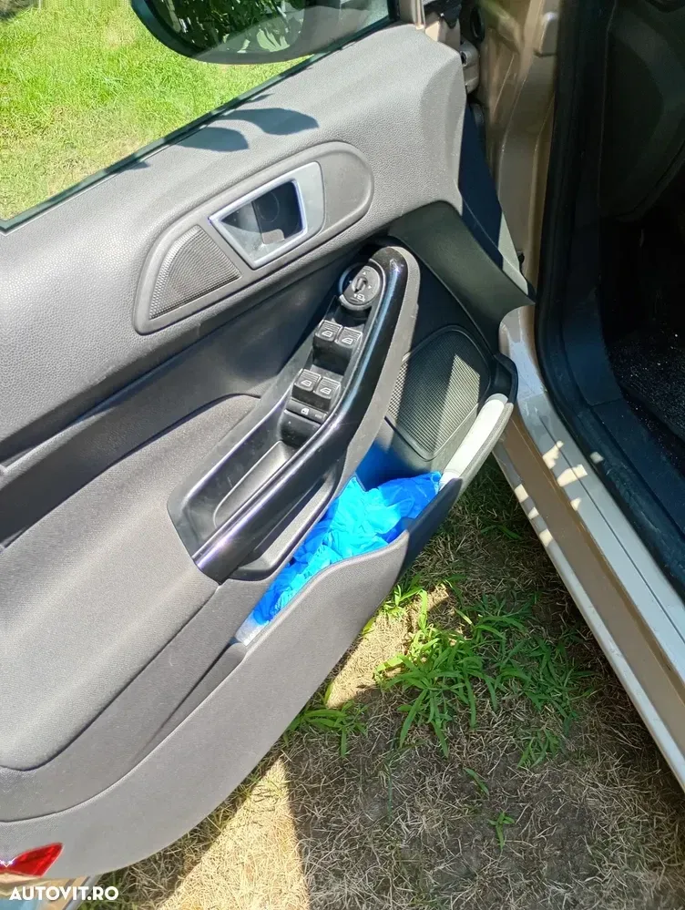 Ford Fiesta 1.0 Start Stop ST Line — imagine 6
