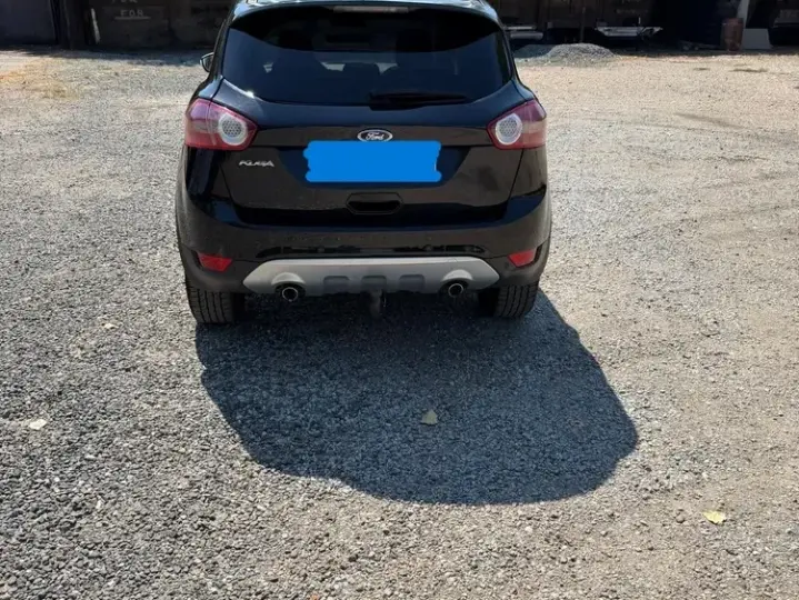 Ford Kuga I 2.0 TDCi 4WD Powershift Titanium