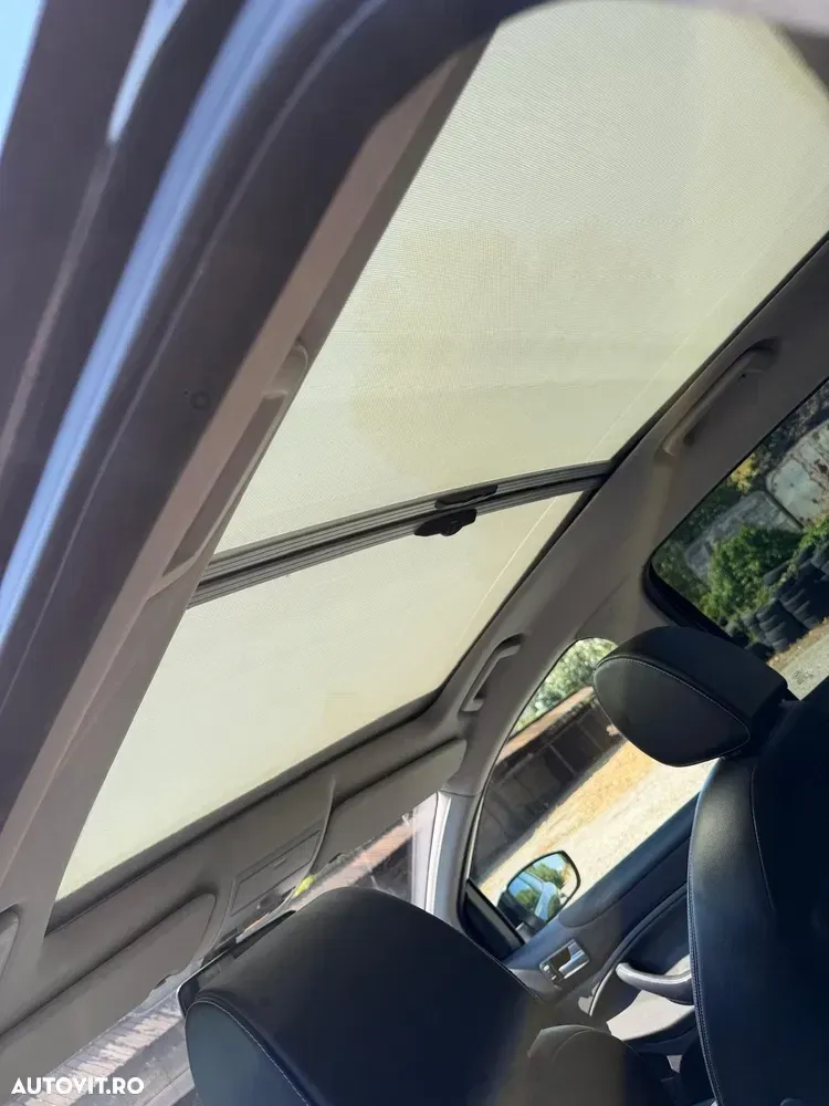 Ford Kuga I 2.0 TDCi 4WD Powershift Titanium — imagine 5