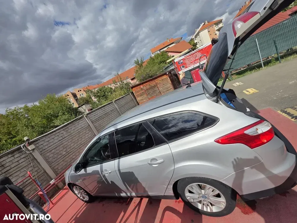 Ford Focus MK3 1.6 TDCI DPF Titanium — imagine 4