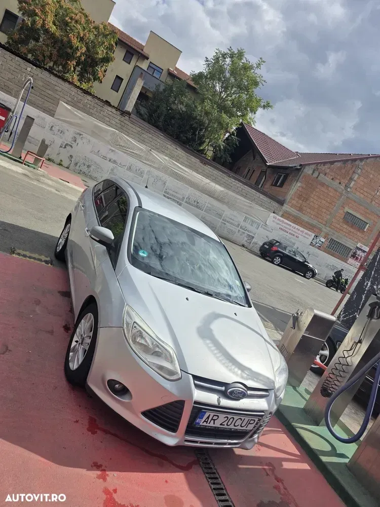 Ford Focus MK3 1.6 TDCI DPF Titanium — imagine 3