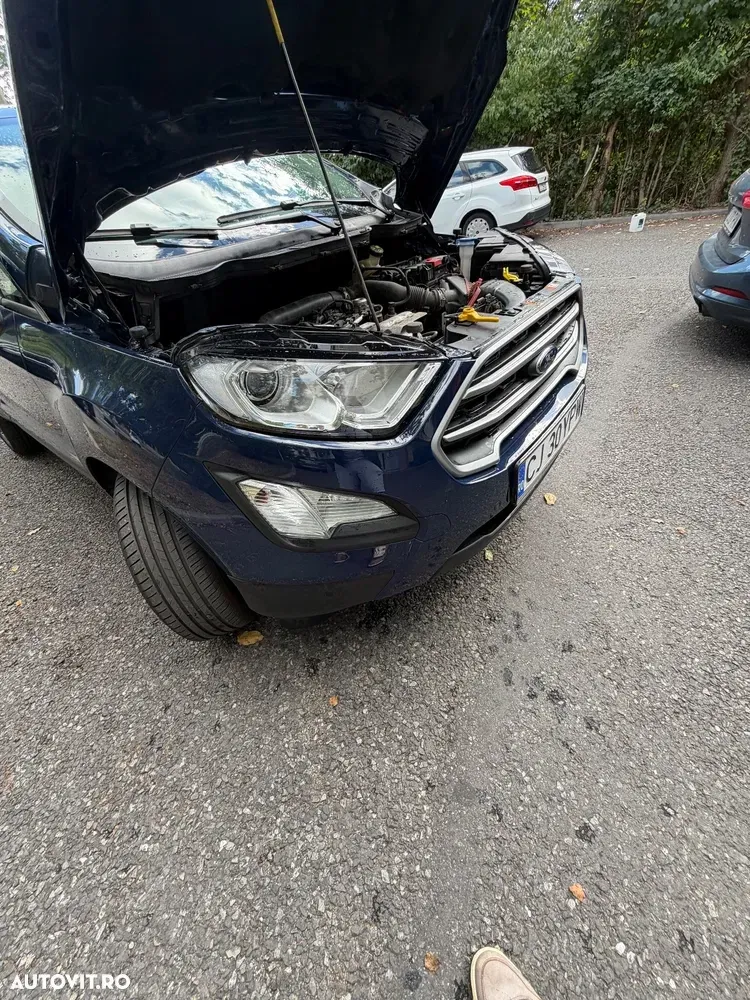 Ford EcoSport — imagine 3