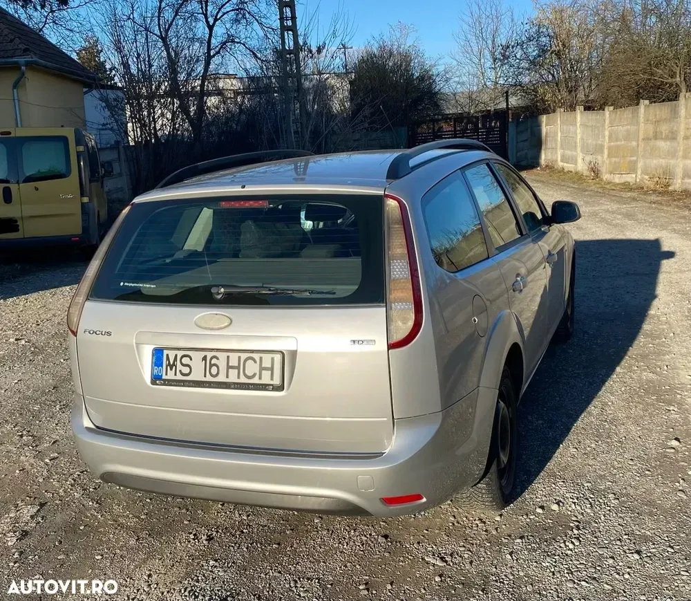 Ford Focus MK2 — imagine 4