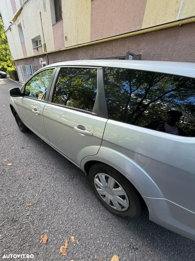 Ford Focus MK2 — imagine 3