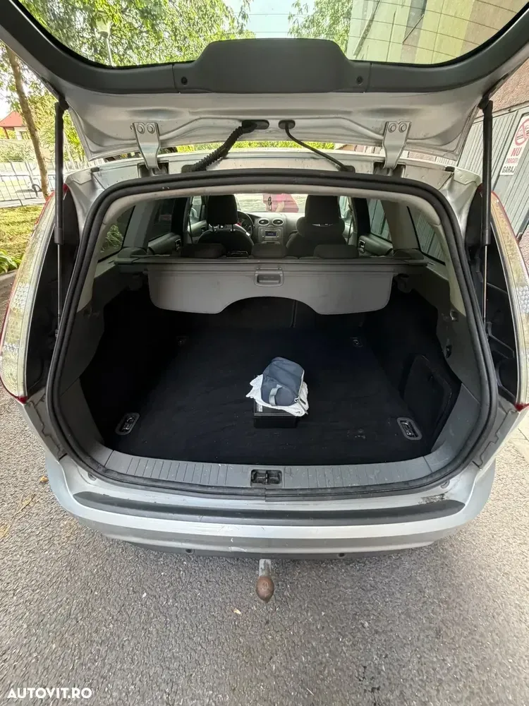 Ford Focus MK2 — imagine 5
