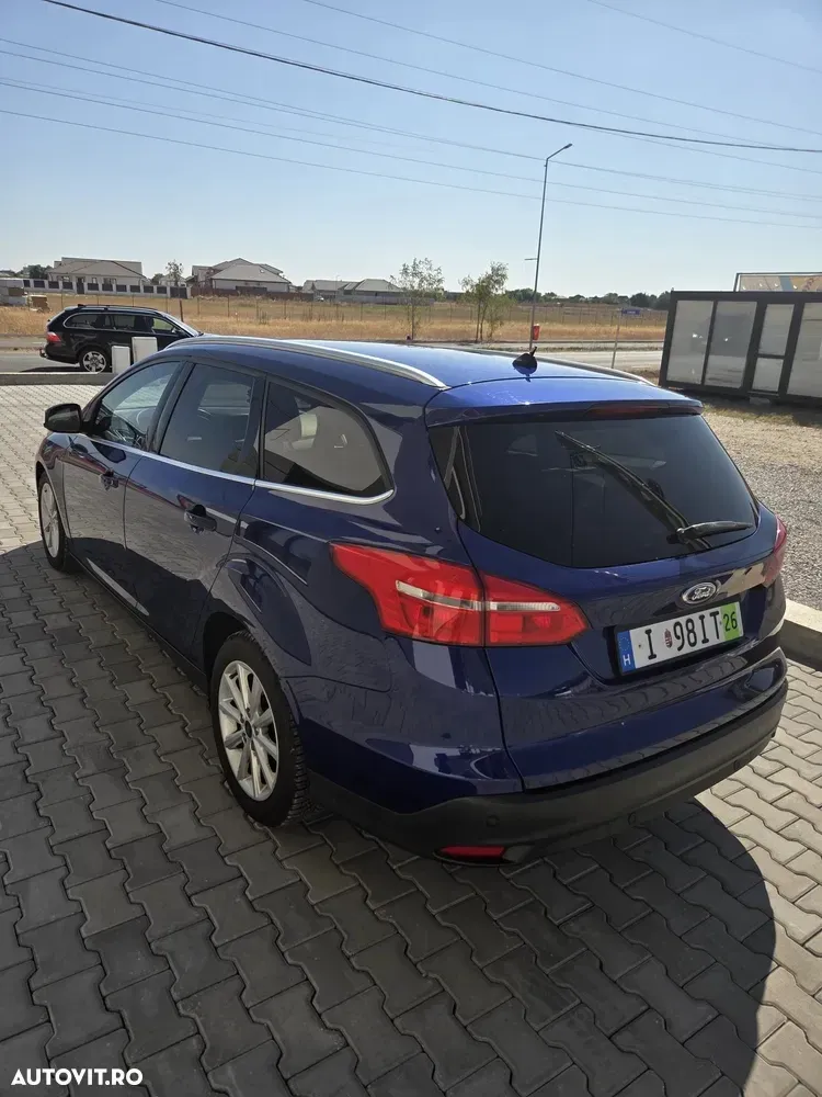 Ford Focus — imagine 4