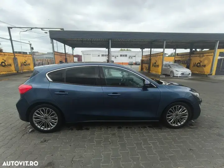 Ford Focus MK4 1.5 EcoBlue Titanium Business