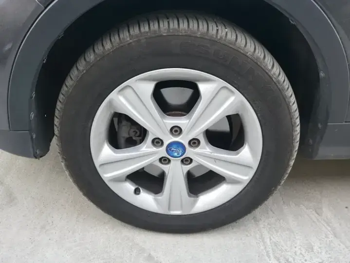 Ford Kuga II 2.0 TDCi 2WD Trend