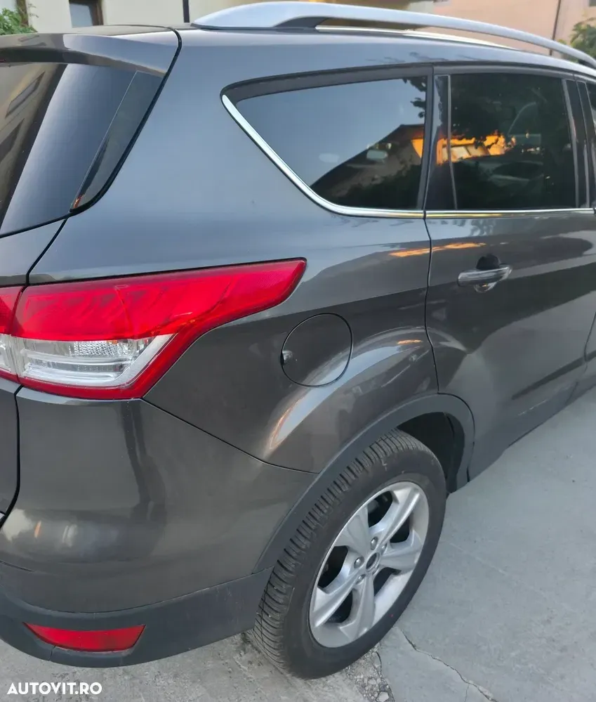 Ford Kuga II 2.0 TDCi 2WD Trend — imagine 2
