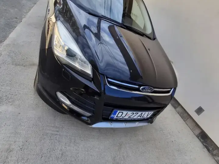 Ford Kuga 2.0 TDCi Powershift 4WD Titanium