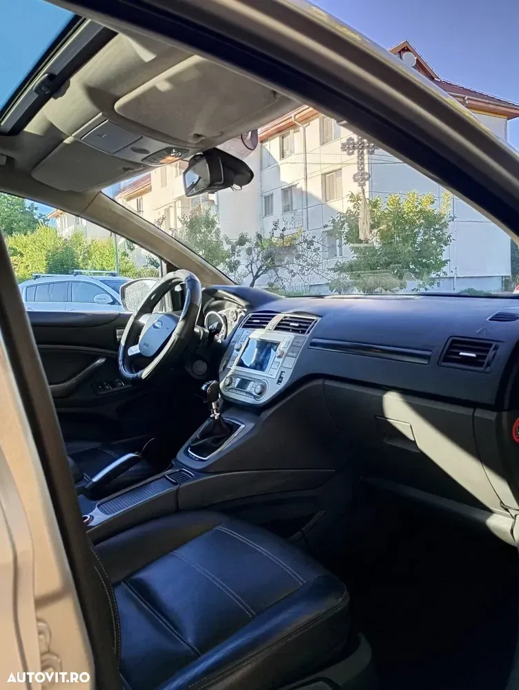 Ford Kuga I 2.0L TDCi DPF Titanium — imagine 6