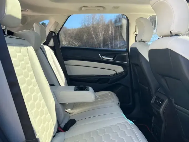Ford Edge 2.0 TDCi Powershift Vignale